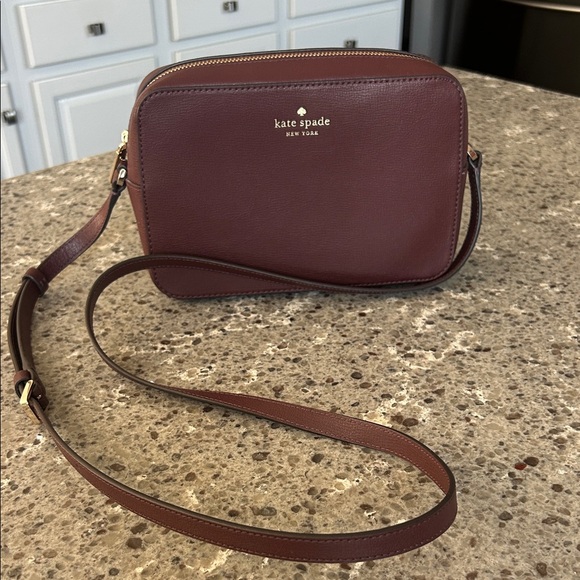 kate spade Handbags - Kate Spade Harper Leather Crossbody Bag, in Cherrywood, EUC